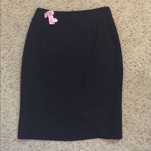 Ellen Tracy, Darkest Navy Blue Straight Skirt!
